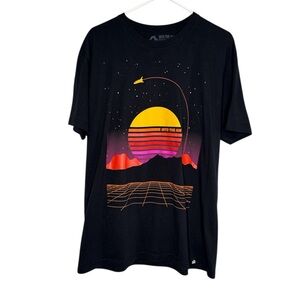 Into The AM Men's Graphic Spaceship Tee Size XL